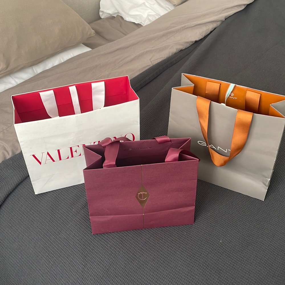 LUXURY GIFT BAGS